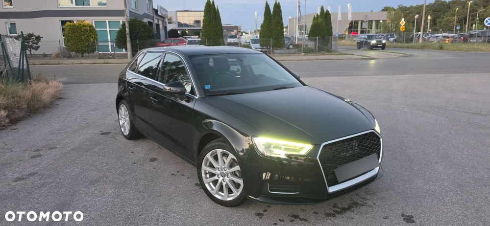 Audi A3 Sportback 1.6 TDI S tronic sport - 2