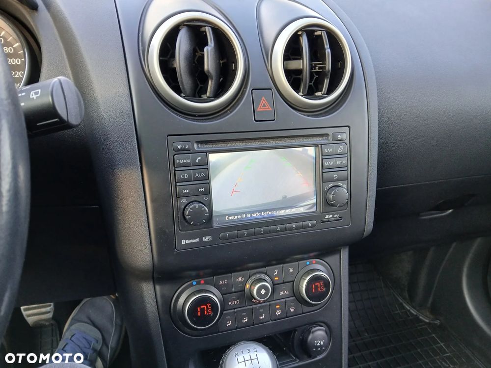 Nissan Qashqai 1.5 dCi DPF visia - 14