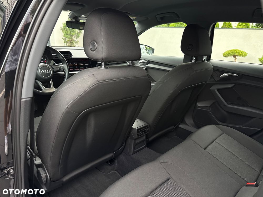 Audi A3 Sportback 40 TFSIe S tronic S line - 23