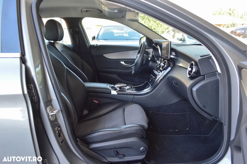 Mercedes-Benz C 220 (BlueTEC) d 7G-TRONIC Exclusive - 33