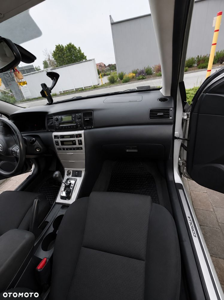Toyota Corolla 1.4 D-4D Luna MM - 12