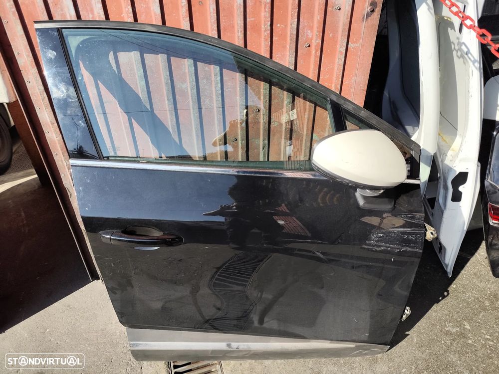 RENAULT CAPTUR II PORTA FRENTE TRAS - 2
