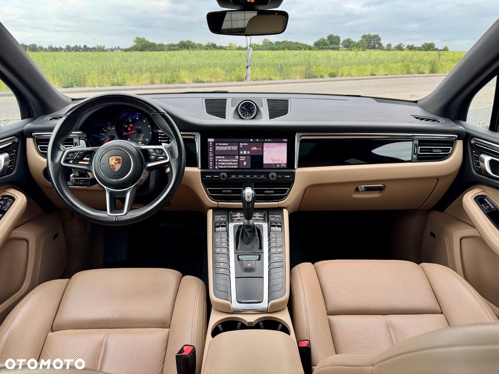 Porsche Macan Standard - 32