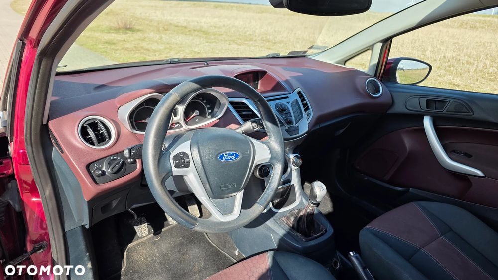 Ford Fiesta 1.6 TDCi Trend - 13