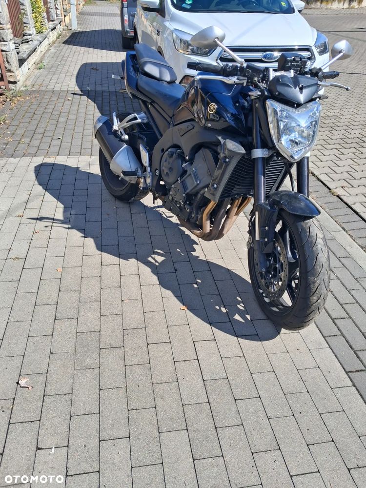 Yamaha FZ - 10