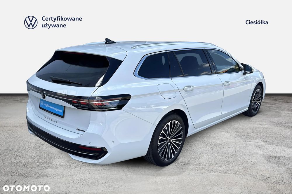Volkswagen Passat - 2