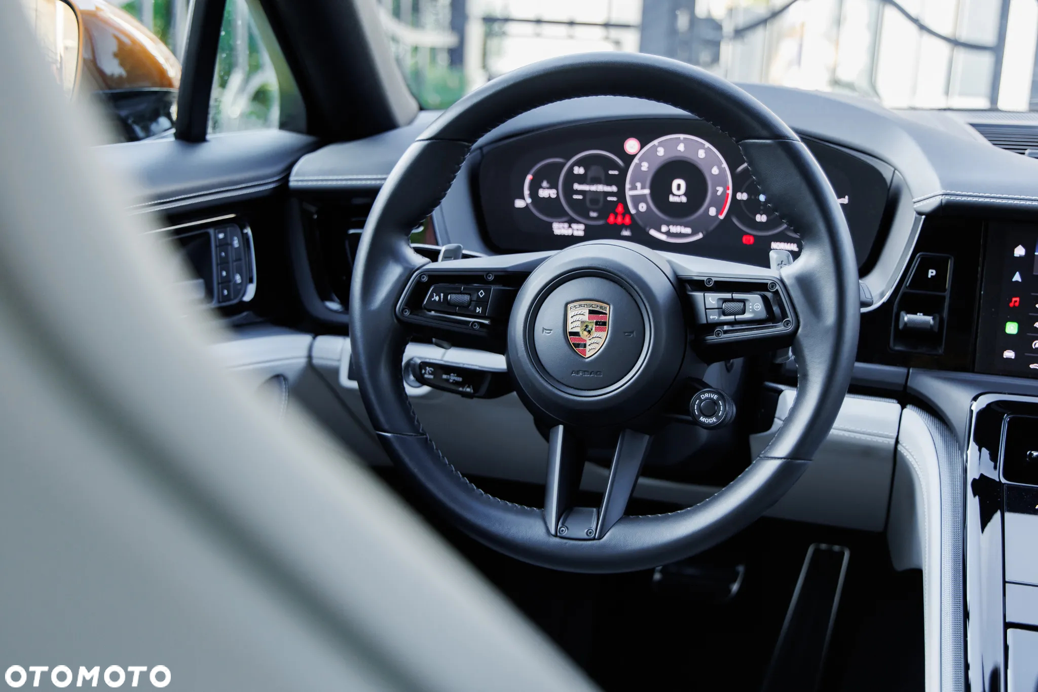 Porsche Panamera 4 - 22