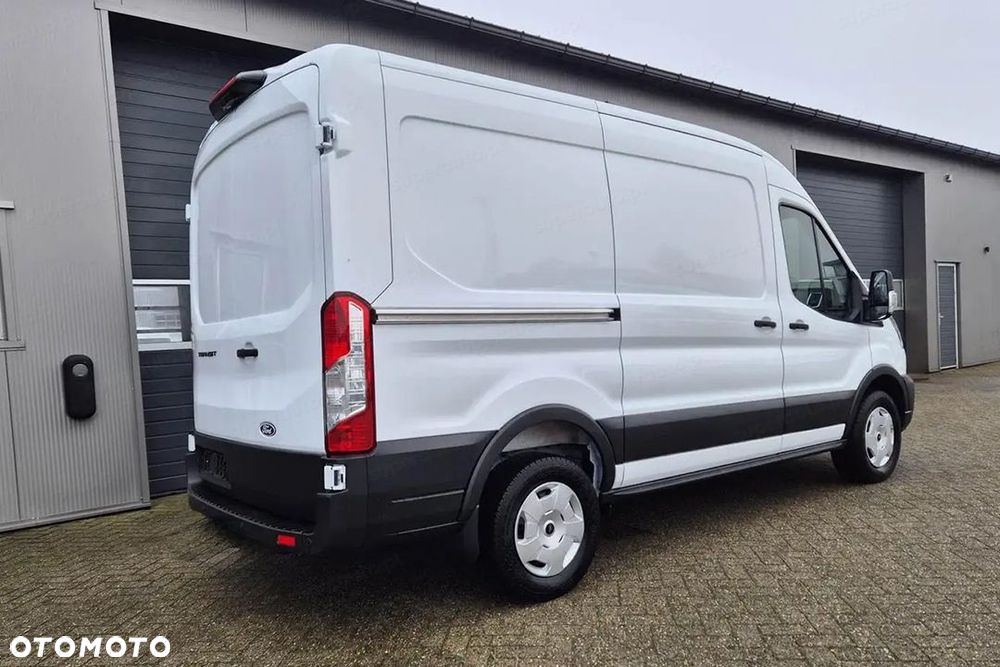 Ford Transit 350 L2H2 Trend 2.0 130KM - 7