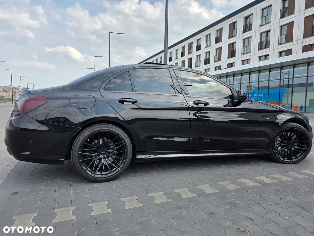 Mercedes-Benz Klasa C AMG 43 4-Matic - 9