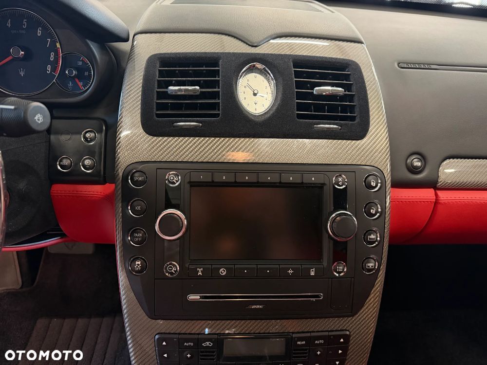 Maserati Quattroporte Sport GT S Automatic - 24