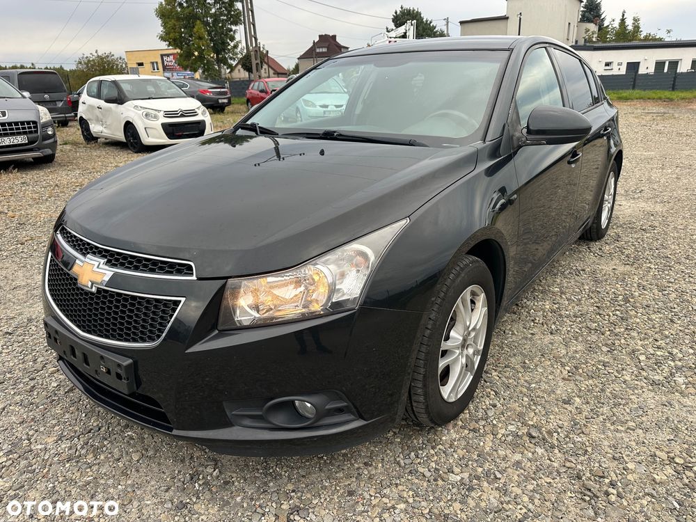 Chevrolet Cruze - 8