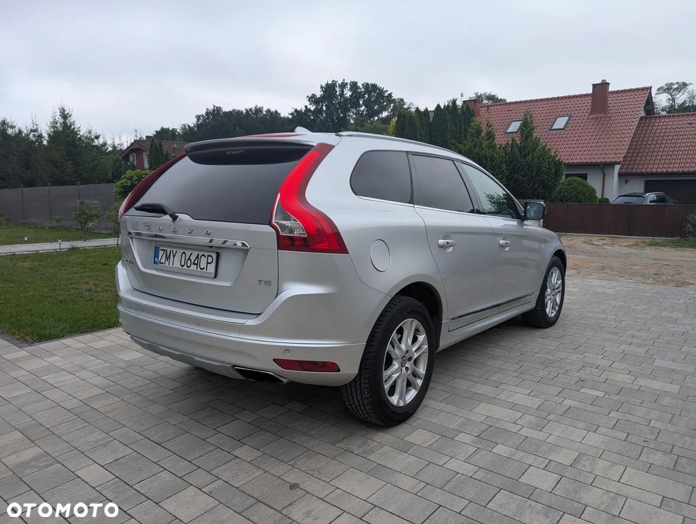 Volvo XC 60 - 3