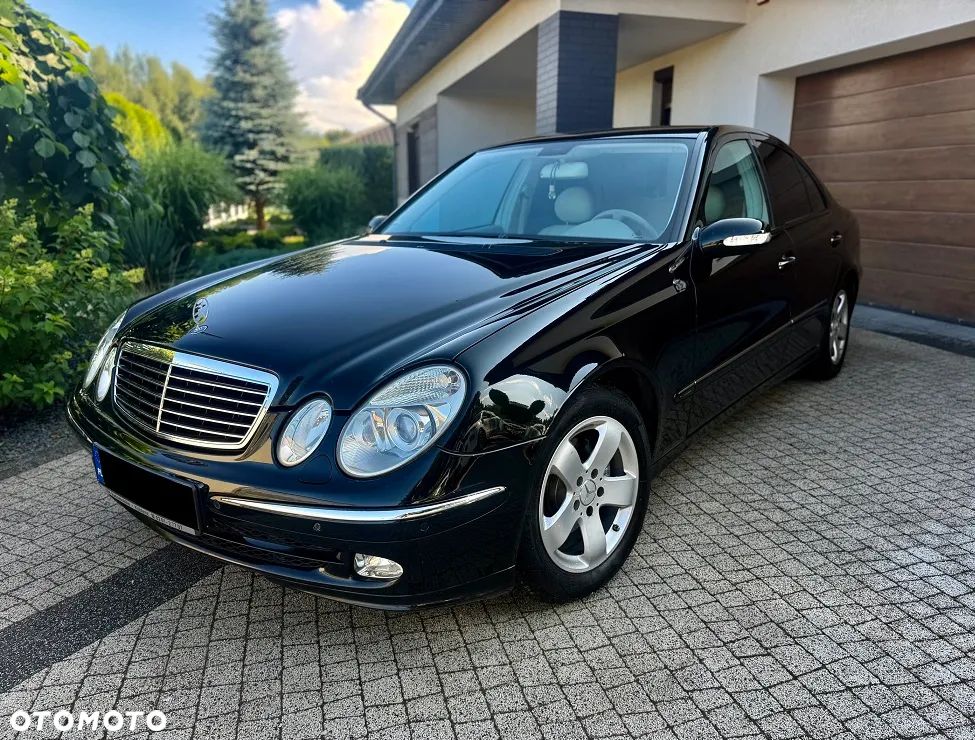 Mercedes-Benz Klasa E 200 Kompressor Automatik Avantgarde Sport Edition - 2
