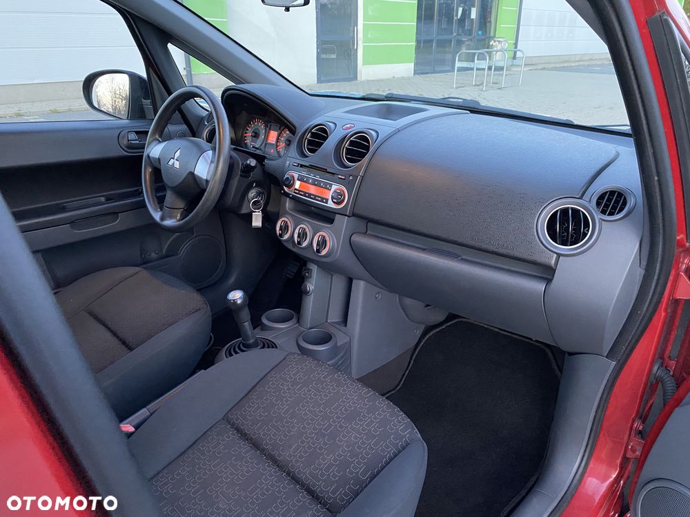 Mitsubishi Colt 1.3 Inform - 13