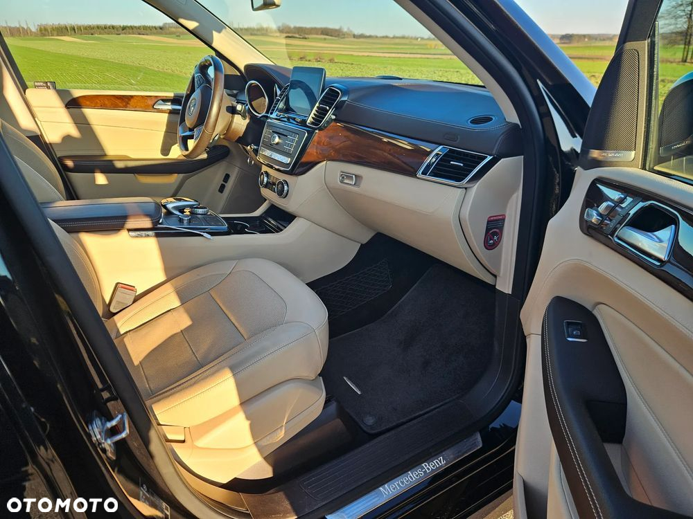 Mercedes-Benz GLE 350 d 4-Matic - 12