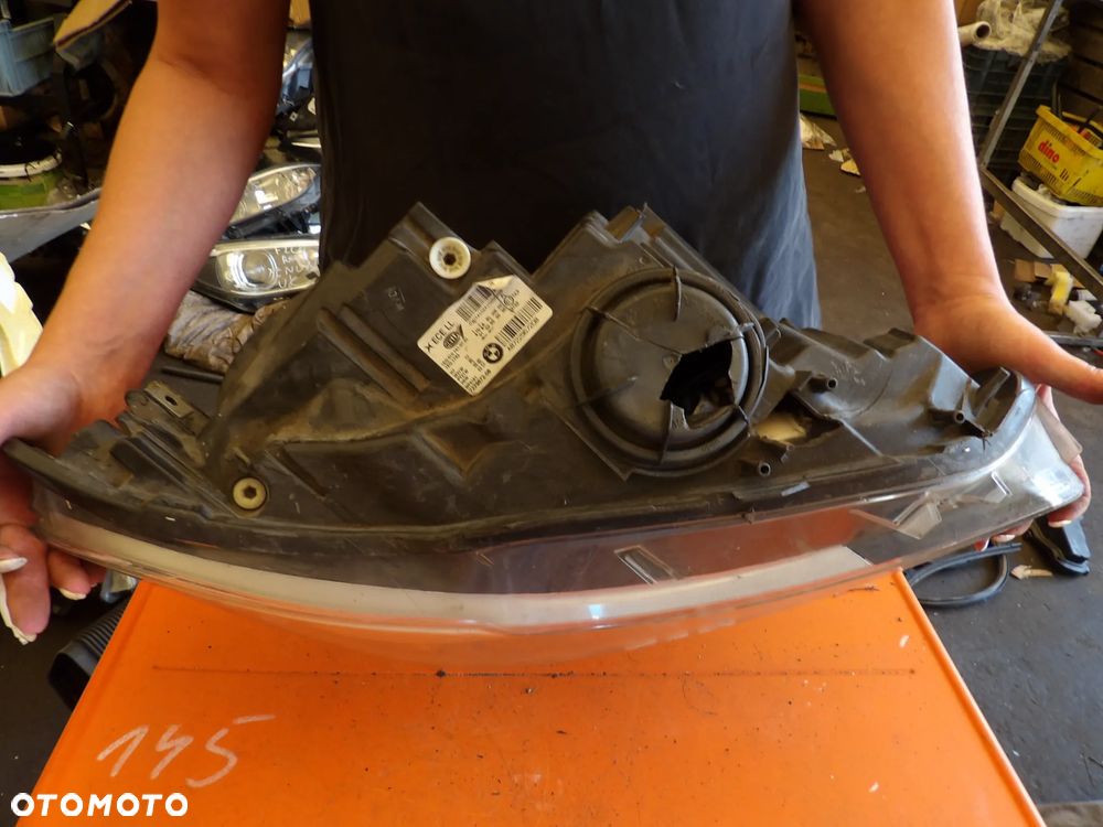 BMW - F20 - H7 - UŁAMANY UCHWYT - BRUDNA W ŚRODKU - PRAWA LAMPA PRZEDNIA - EUROPA - 7229672 - 10