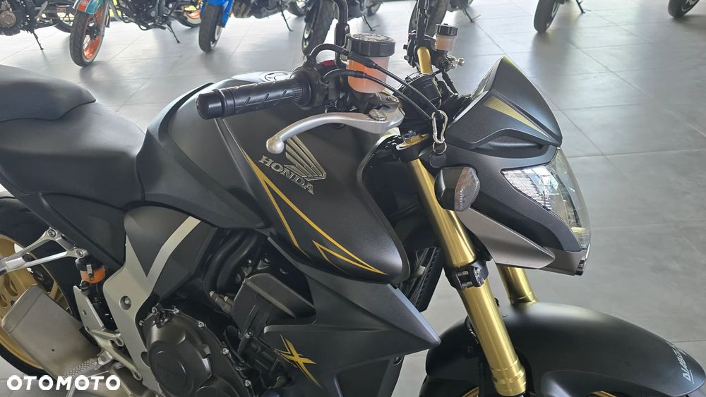 Honda CB - 30