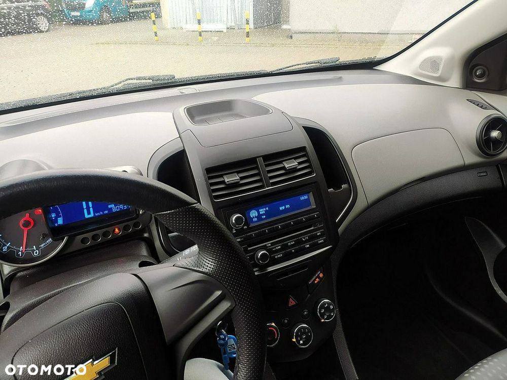 Chevrolet Aveo - 7