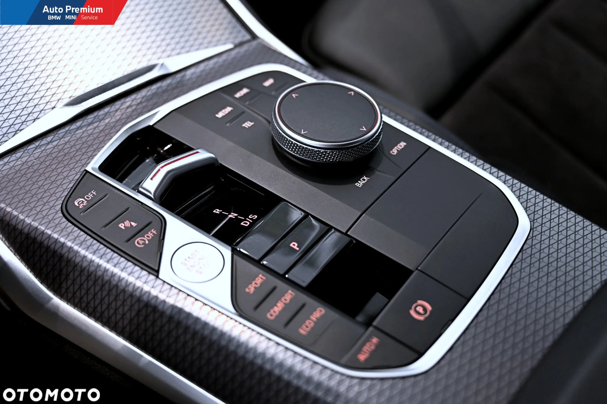 BMW Seria 3 318i M Sport - 9