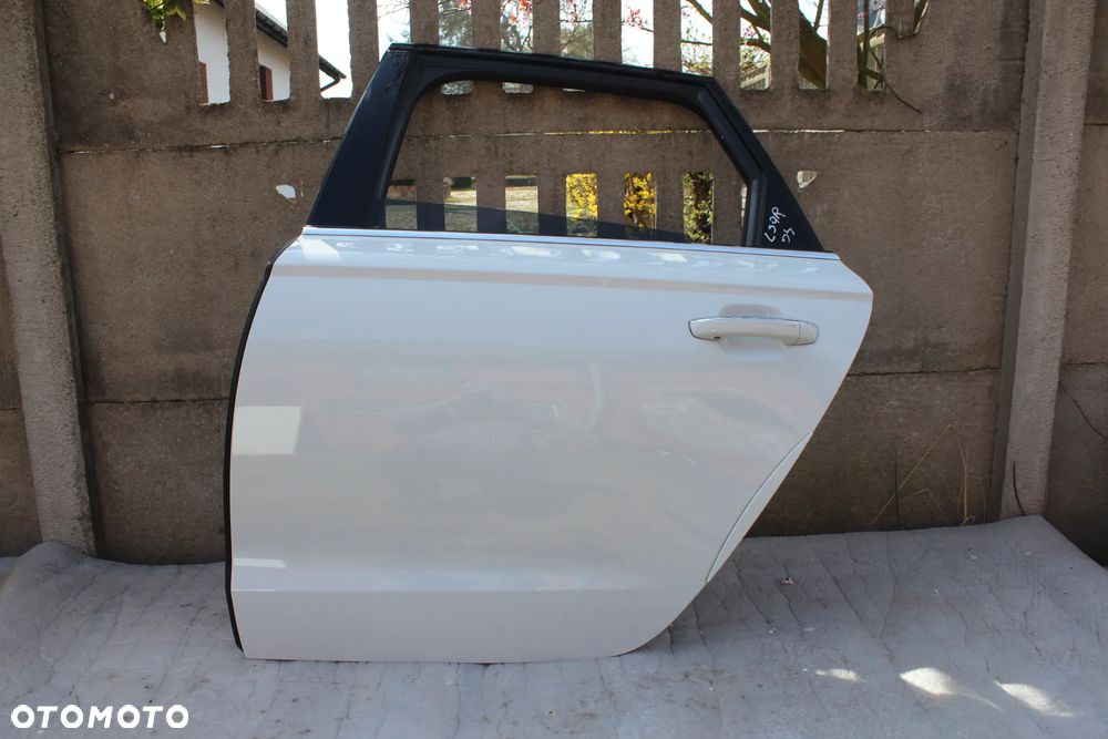 DRZWI TYLNE LEWE AUDI A6 C7 AVANT LS9R 2015