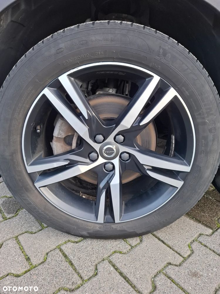 Volvo XC 40 T5 AWD R-Design - 23