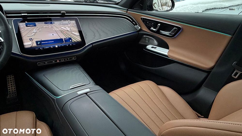 Mercedes-Benz Klasa E - 21