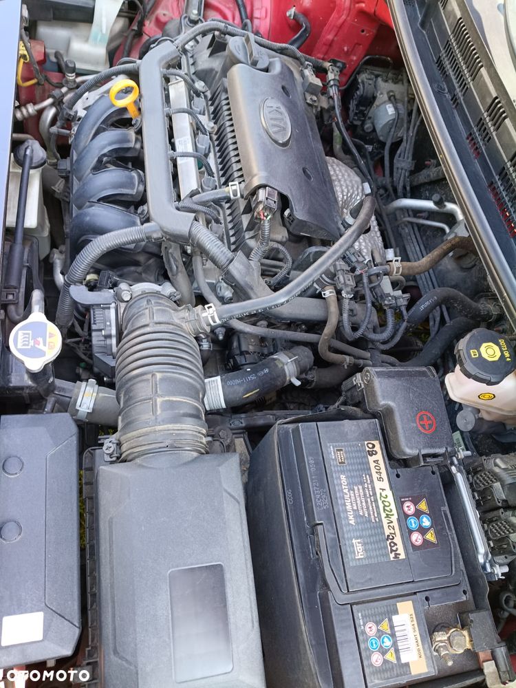 Kia Stonic 1.4 L - 14