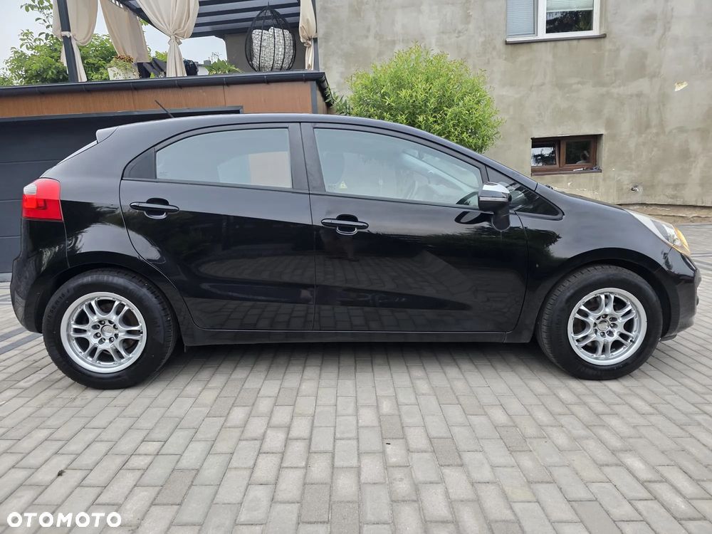 Kia Rio 1.4 Dream Team Edition - 5