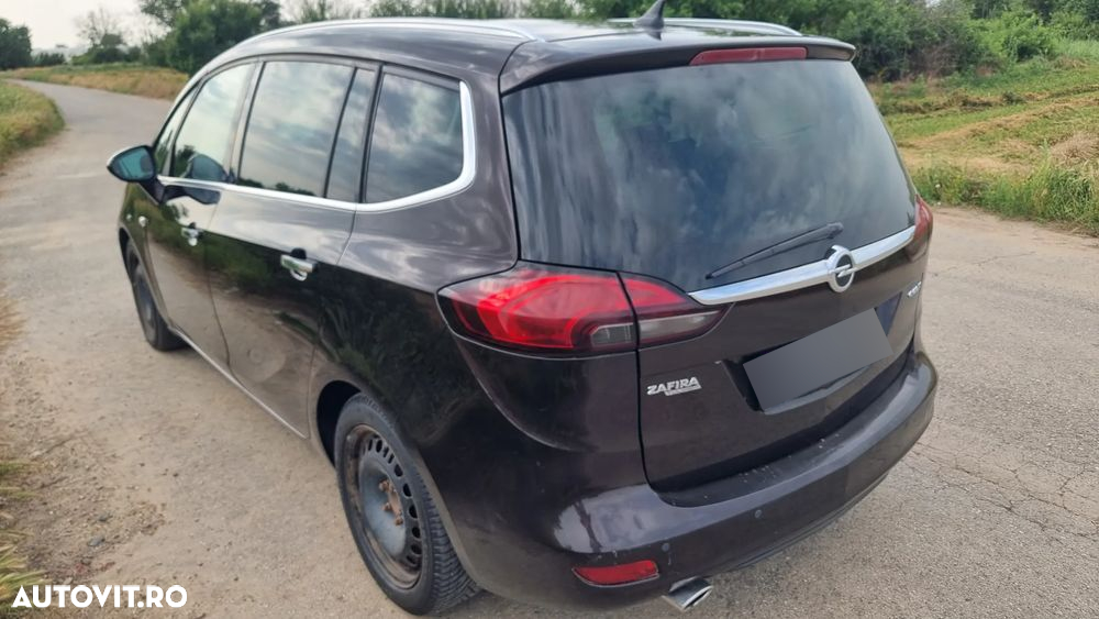 Opel Zafira - 2