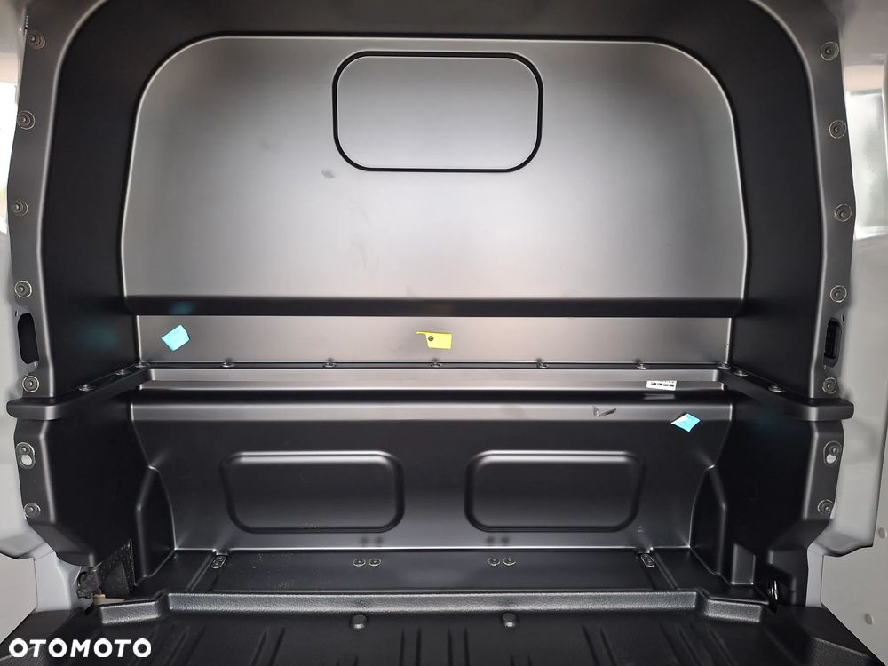 Volkswagen Transporter - 36