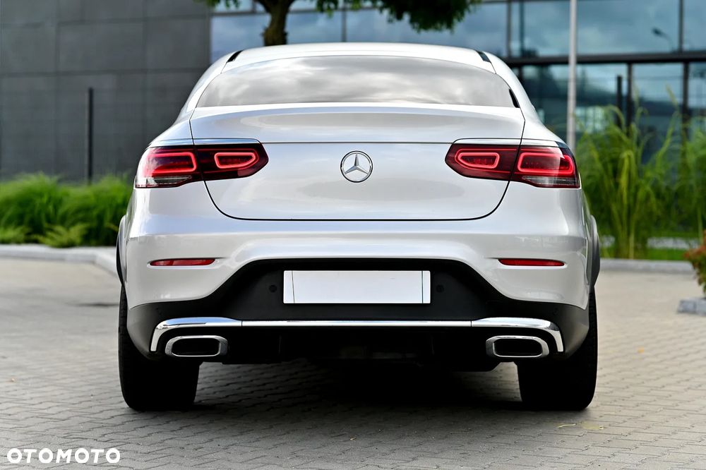 Mercedes-Benz GLC 200 d 4Matic 9G-TRONIC AMG Line - 12