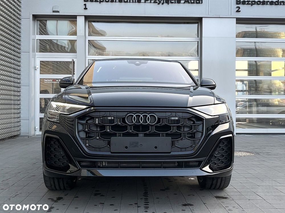 Audi Q8 - 10