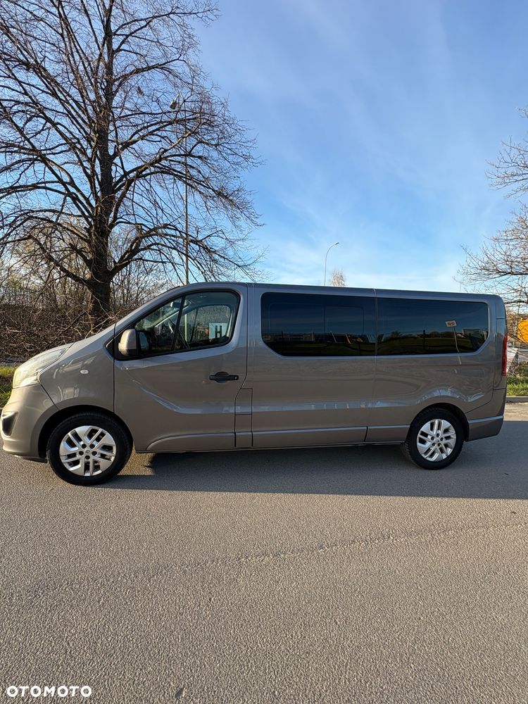 Opel Vivaro - 2
