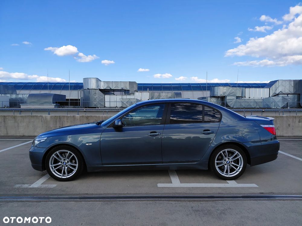 BMW Seria 5 520d Edition Sport - 18