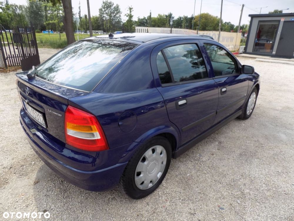 Opel Astra - 3