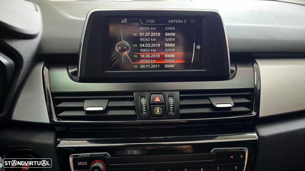 BMW 216 Active Tourer d Line Sport Auto - 38