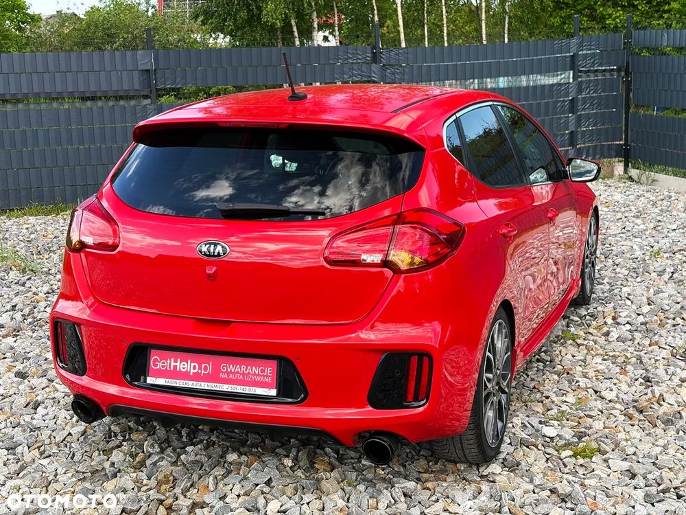 Kia Ceed 1.6 T-GDI GT - 22