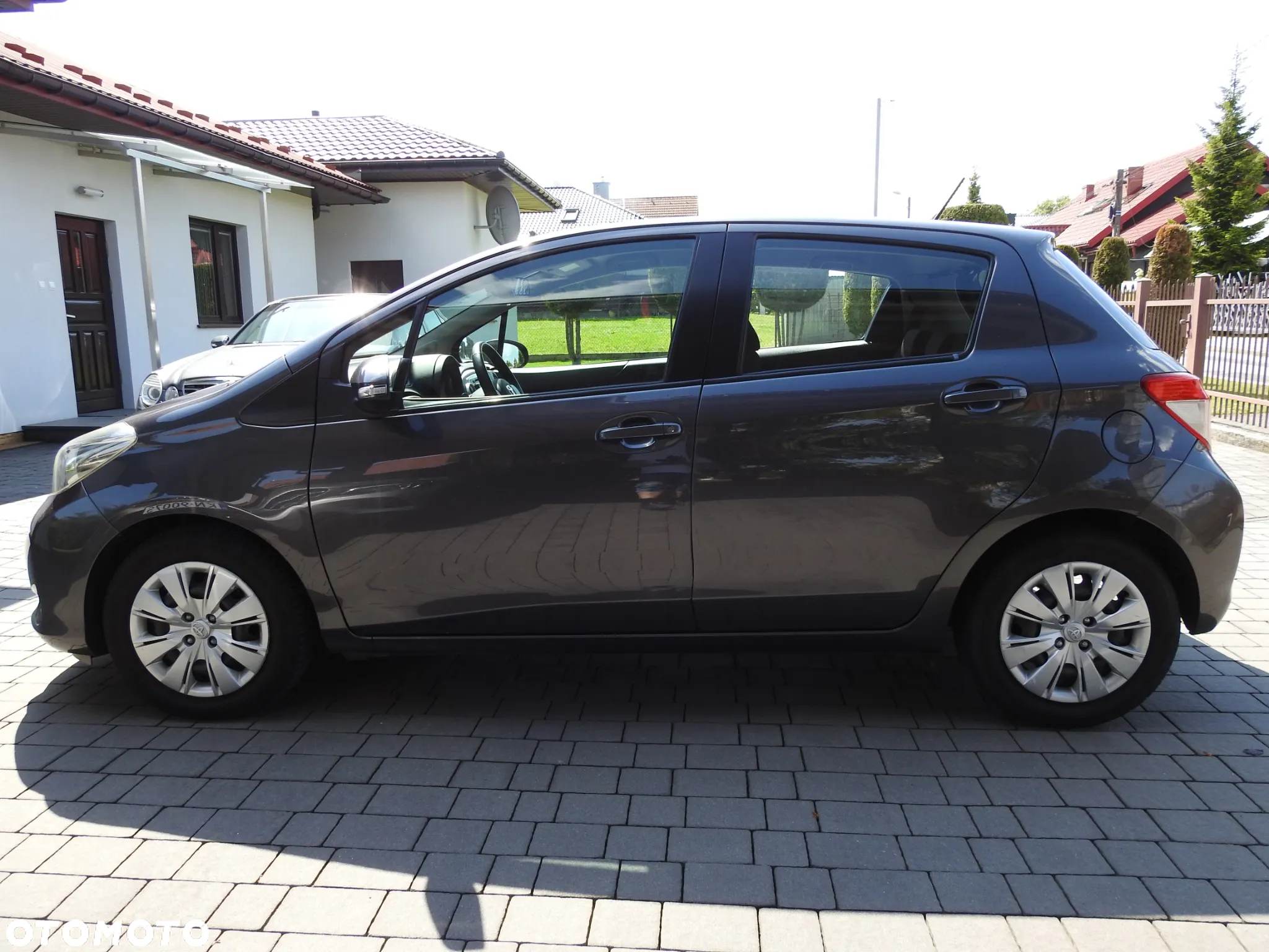 Toyota Yaris 1.0 Active - 26