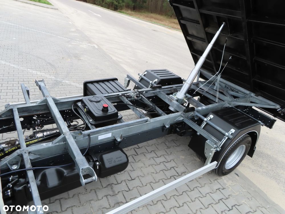 Iveco DAILY 70C16 Wywrotka Siatkowa Kiper Wywrot x 3 Strony 4.20 CM Długi 8 E.Palet Renomowanej Firmy ROMCAR Rozstaw Osi 4100 mm HAK 3500 Kg 40 Tys Km Przeb. Stan Auta JAK NOWY - 7