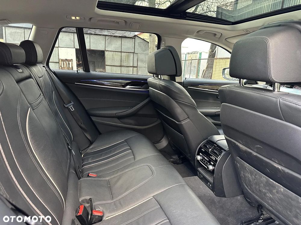 BMW Seria 5 540d xDrive - 19