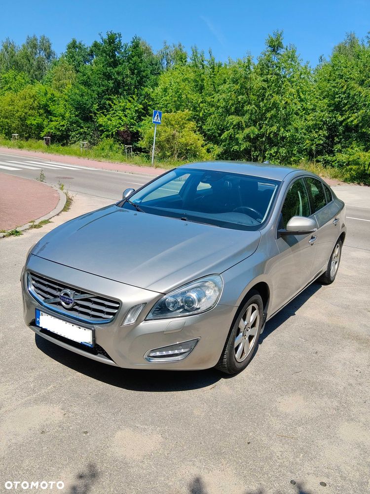 Volvo S60 - 1