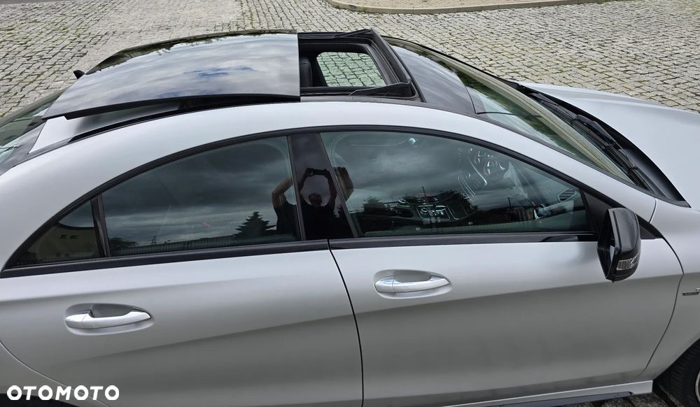 Mercedes-Benz CLA AMG 45 4-Matic - 9