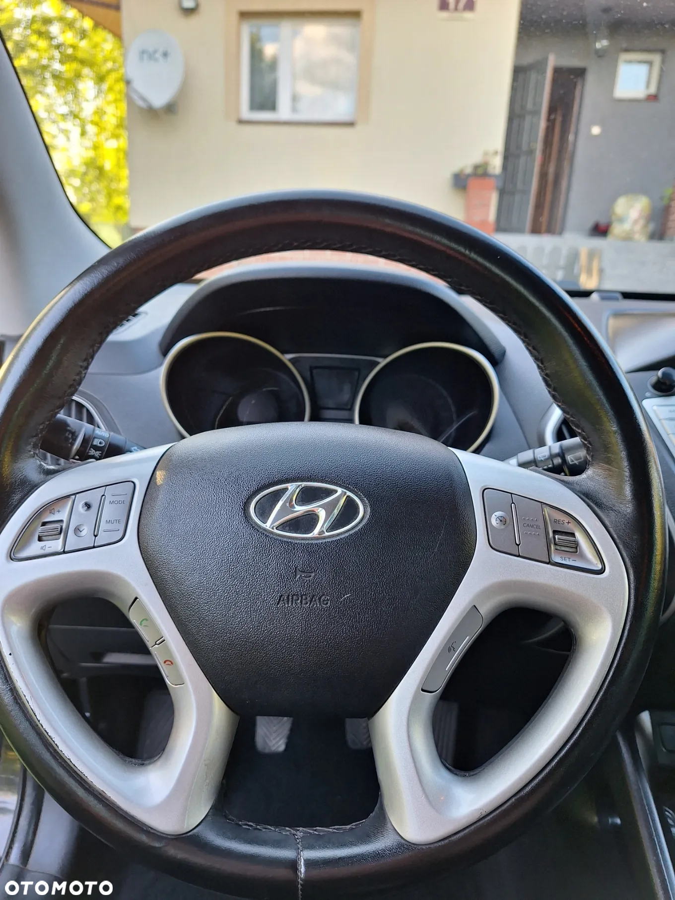 Hyundai ix35 1.7 CRDi Premium 2WD - 11