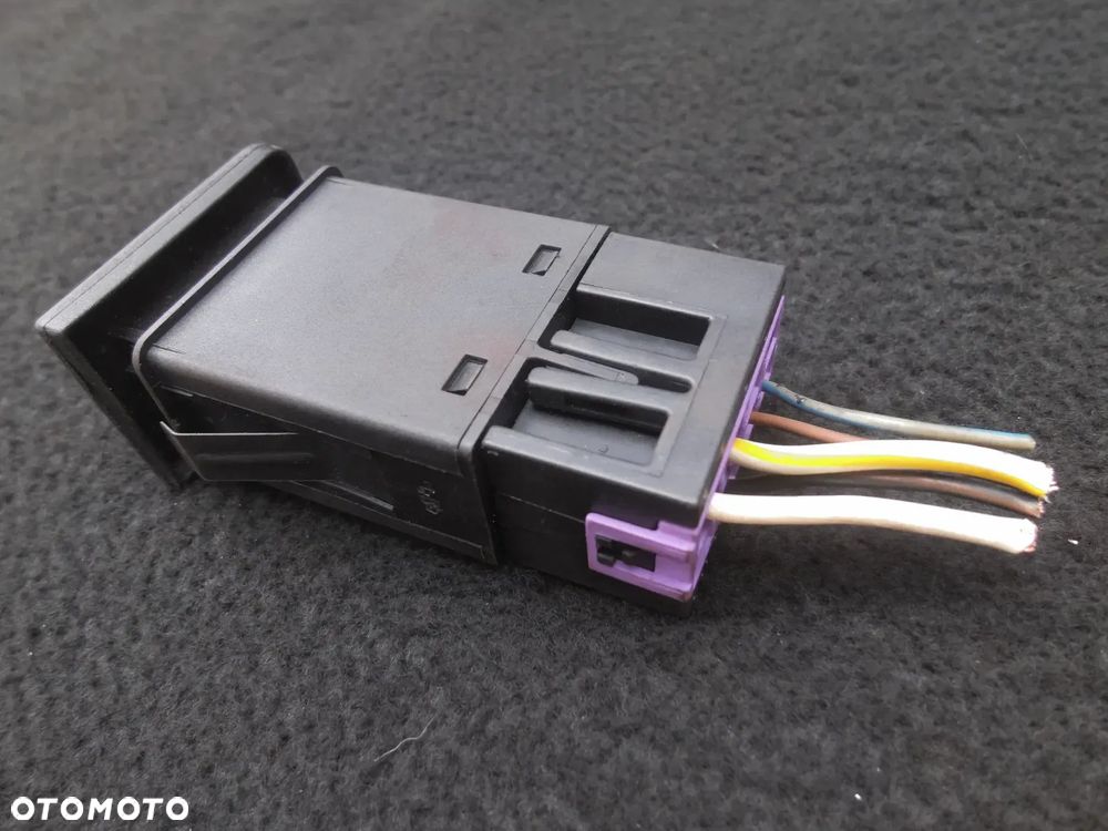 VW GOLF IV BORA PRZEŁĄCZNIKI ZESTAW GRZANIE FOTELI TYLNEJ SZYBY ESP ŚWIATŁA AWARYJNE - 3