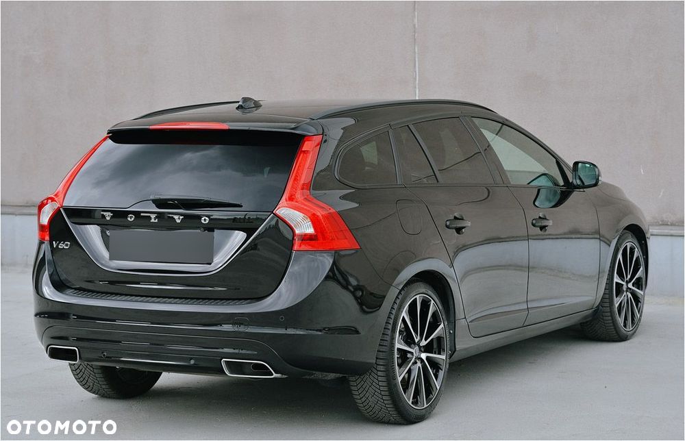 Volvo V60 D3 Drive-E Kinetic - 4