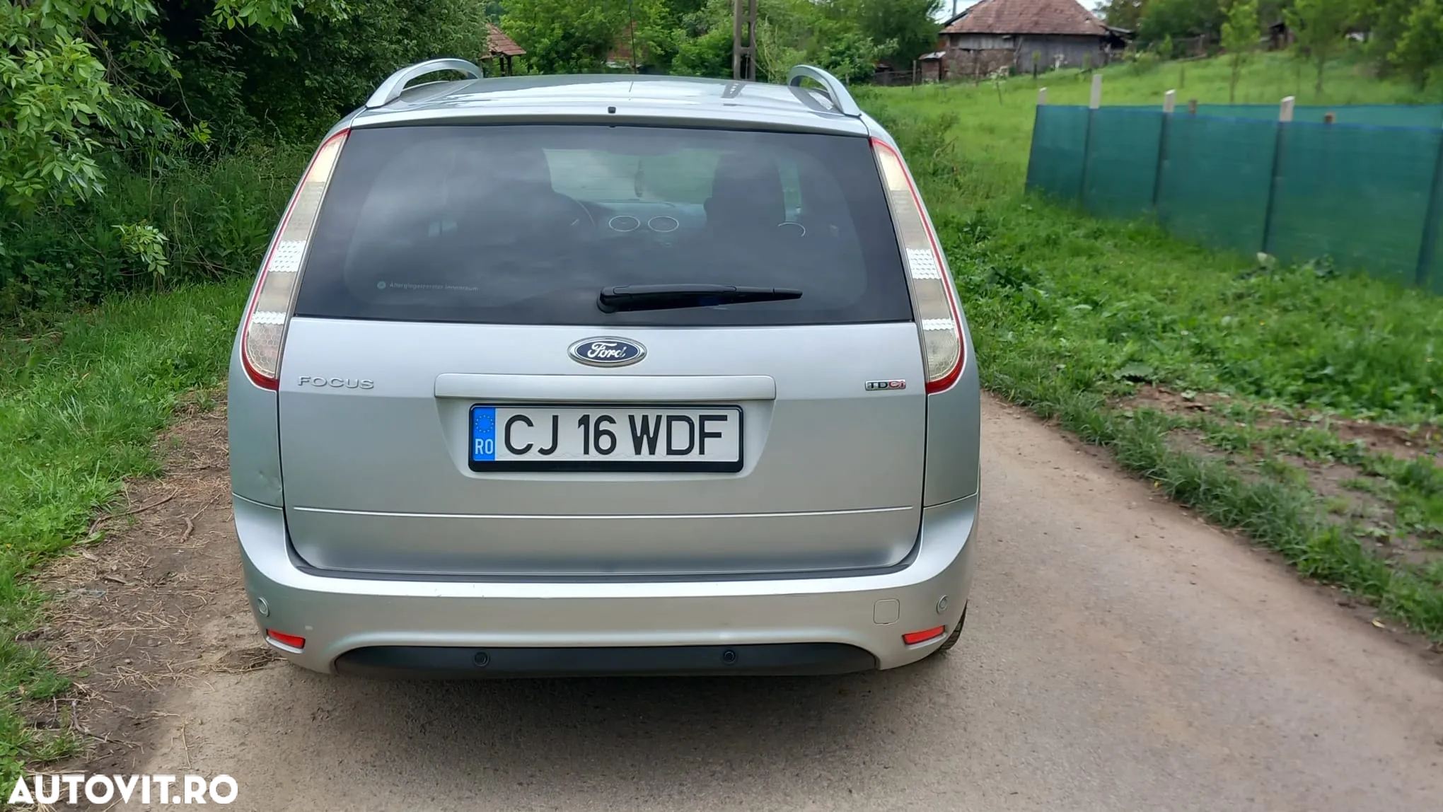 Ford Focus - 11