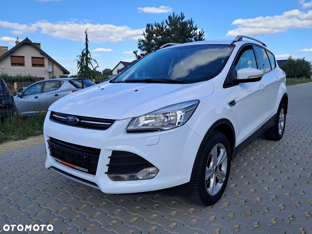 Ford Kuga 2.0 TDCi 2x4 Titanium - 2