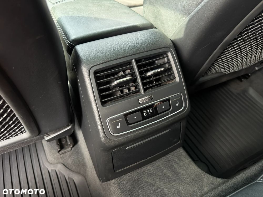 Audi A4 Avant - 32