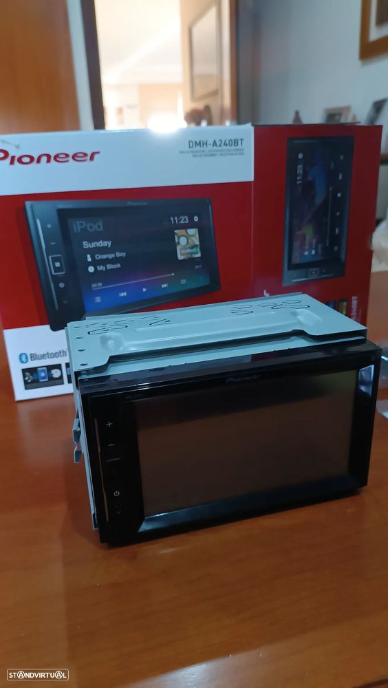 Autorrádio multimédia Pioneer DMH-A240BT - 2