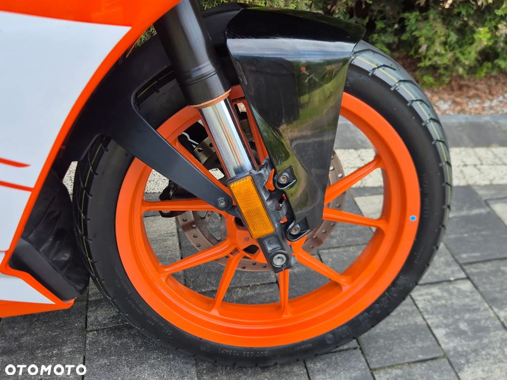 KTM RC 125 - 10